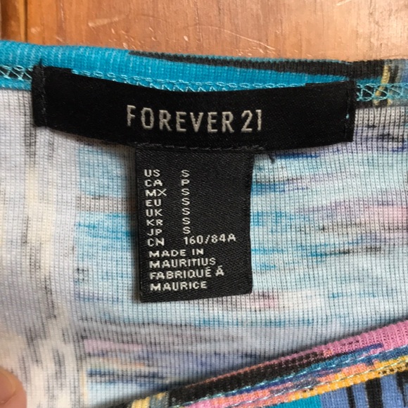 Aztec crop top - Picture 2 of 3